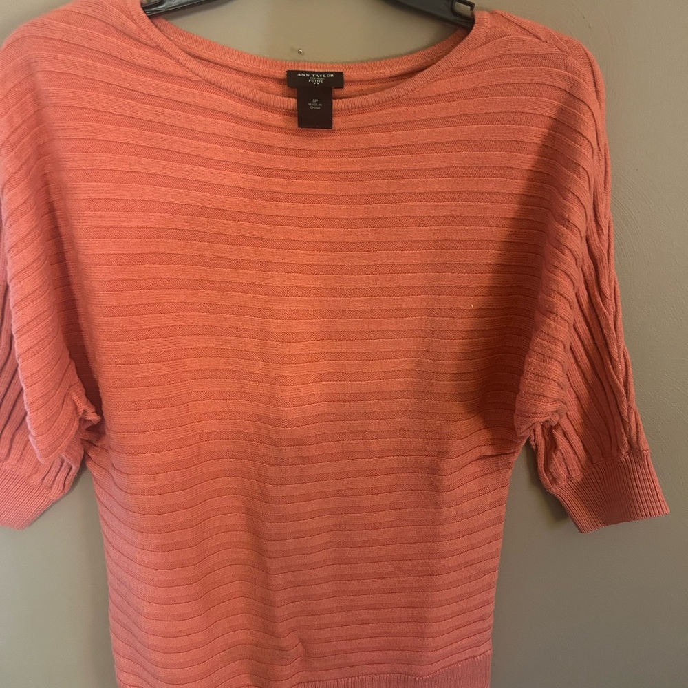 Ann Taylor cotton/rayon coral top